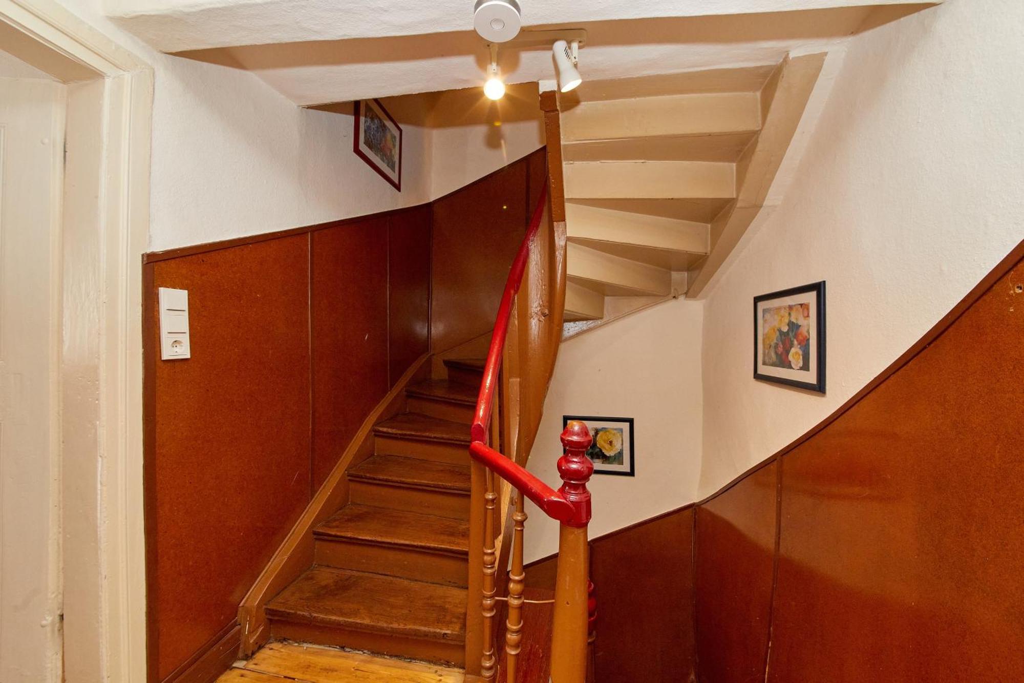 Ferienwohnung Altstadt 베른카슈텔쿠에스 외부 사진